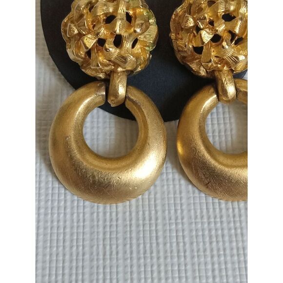 Vintage Anne Klein Gold Toned Metal Door Knocker Post Back Statement Earrings - Picture 2 of 9